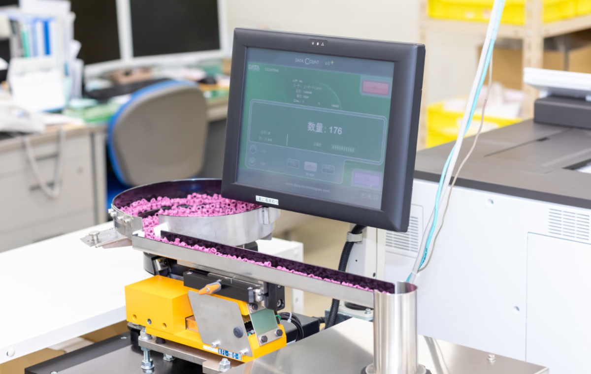 Measuring instrument YUASA YARN GUIDE ENGINEERING CO.,LTD.