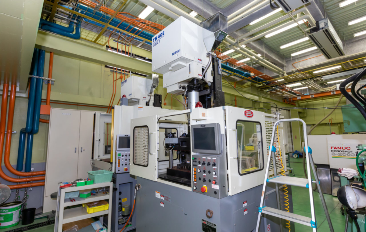 Product manufacture YUASA YARN GUIDE ENGINEERING CO.,LTD.