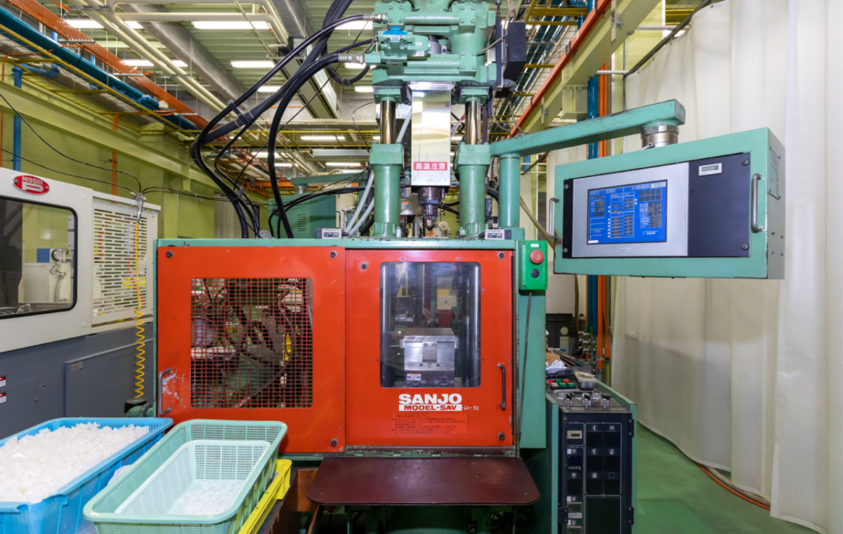 Product manufacture YUASA YARN GUIDE ENGINEERING CO.,LTD.